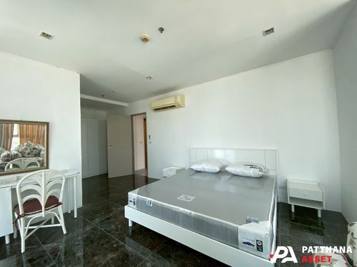 For rent, 2 bedrooms 2 bathrooms, large room, comfortable for the whole family, near Pratunam, Central World, next to Airport-link Ratchaprarop.