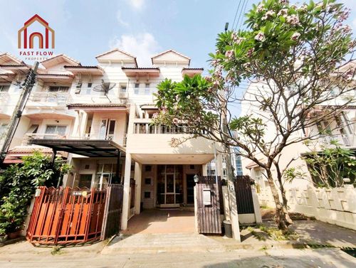 ขายทาวน์โฮม 3 ชั้น หลังมุม บ้านริมสวนดอนเมือง ซอยประชาอุทิศ12 มีพื้นที่ด้านข้าง ต่อเติมครัว ต่อเติมโรงรถและเฉลียงหน้าบ้าน ทาวน์เฮ้าส์ สรงประภา ช่างอากาศอุทิศ BOY