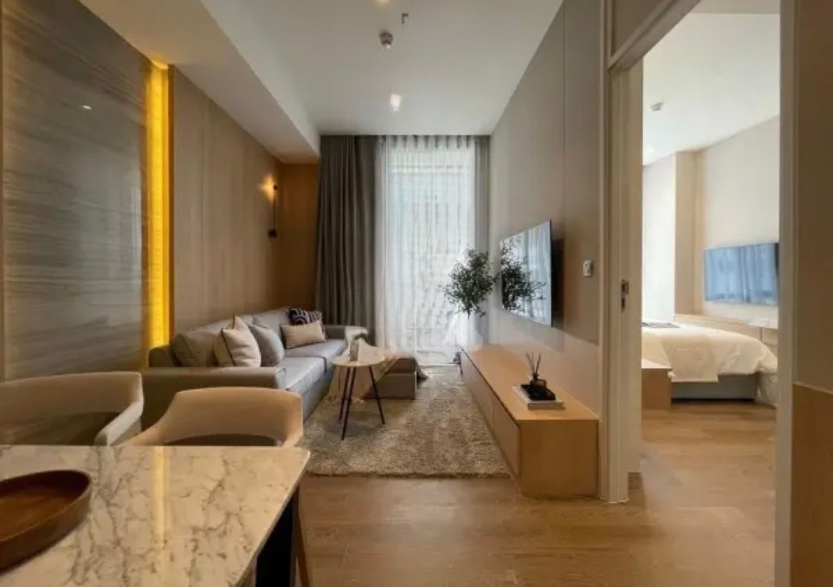 SL035/ขาย / ให้เช่า MUNIQ Langsuan คอนโดหรูติดสวนลุม ห้องใหม่แต่งครบ พร้อม Sky Lounge วิวสวน