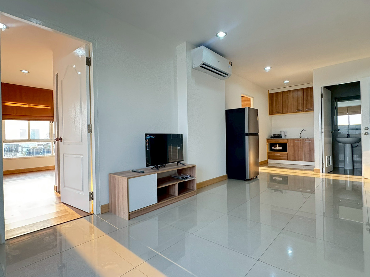 คอนโดให้เช่า S Condo Sukhumvit 50 ใกล้ BTS อ่อนนุช เดินทางสะดวก ใกล้ทางด่วนและแหล่งไลฟ์สไตล์ พร้อมเข้าอยู่ ห้องกว้าง อยู่สบาย เป็นคอนโดโลว์ไรส์ส่วนตัว บรรยากาศเงียบสงบ ใจกลางโซนอ่อนนุช–พระโขนง ซึ่งเป็นย่านที่เดินทางเข้าเมืองได้ง่ายและสิ่งอำนวยความสะดวกครบ – รูปที่ 3