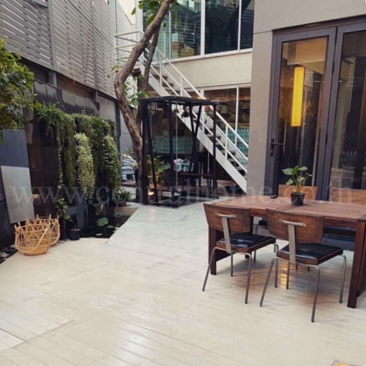 บ้านเดี่ยว 3 ชั้น นาราสิริ ไฮด์อเวย์ นวมินทร์ หลังริม – รูปที่ 3