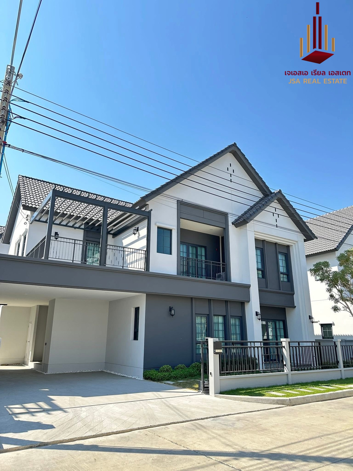 ✨ For Rent: Centro Bangna ✨ 💰 Only 150,000 THB/month