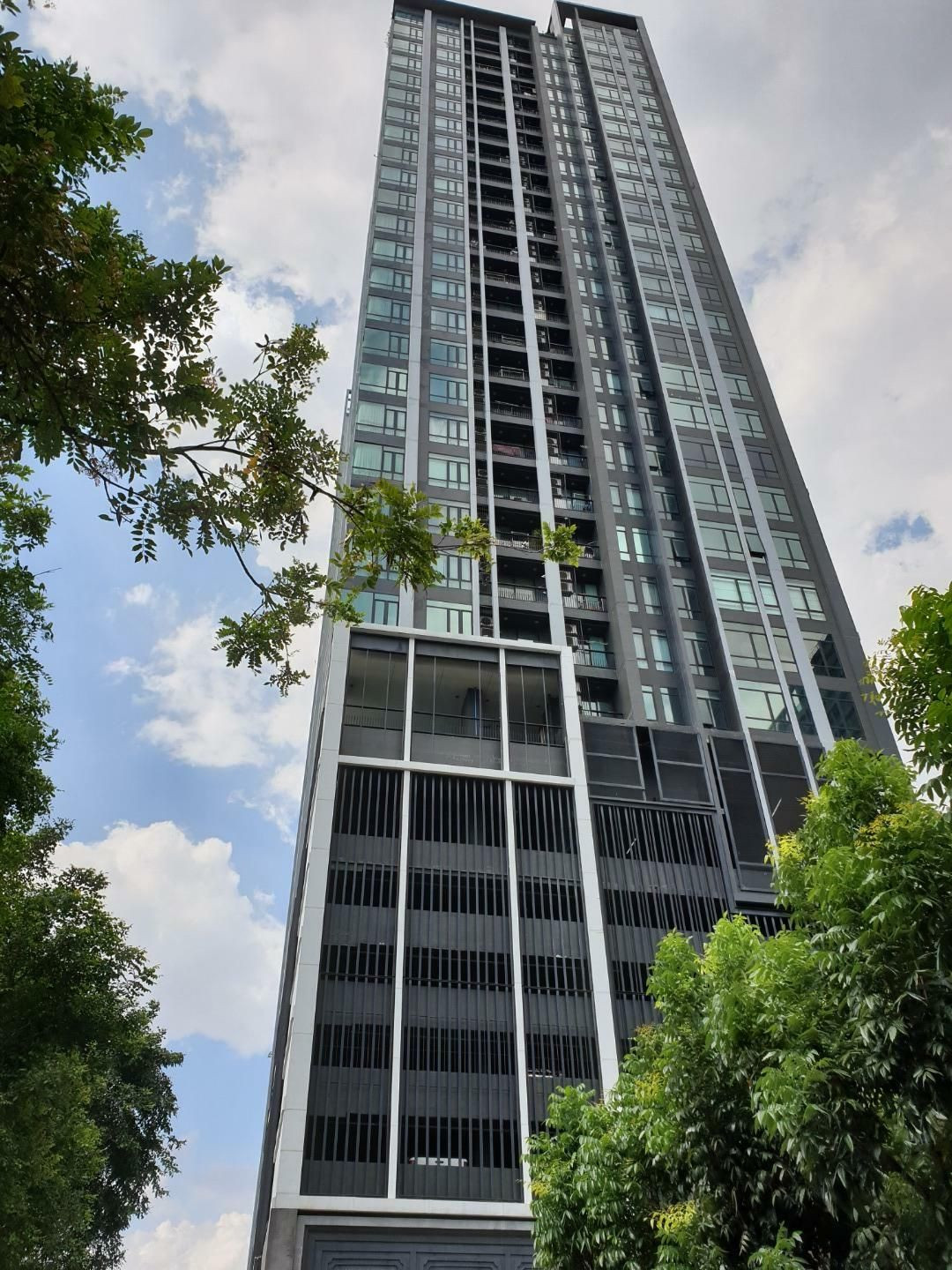 ✨ For Sale: The Capital Ratchaprarop-Vibha Condo ✨💰 Only 13,550,000 THB ✨ For Sale: The Capital Ratchaprarop-Vibha Condo ✨💰 Only 13,550,000 THB