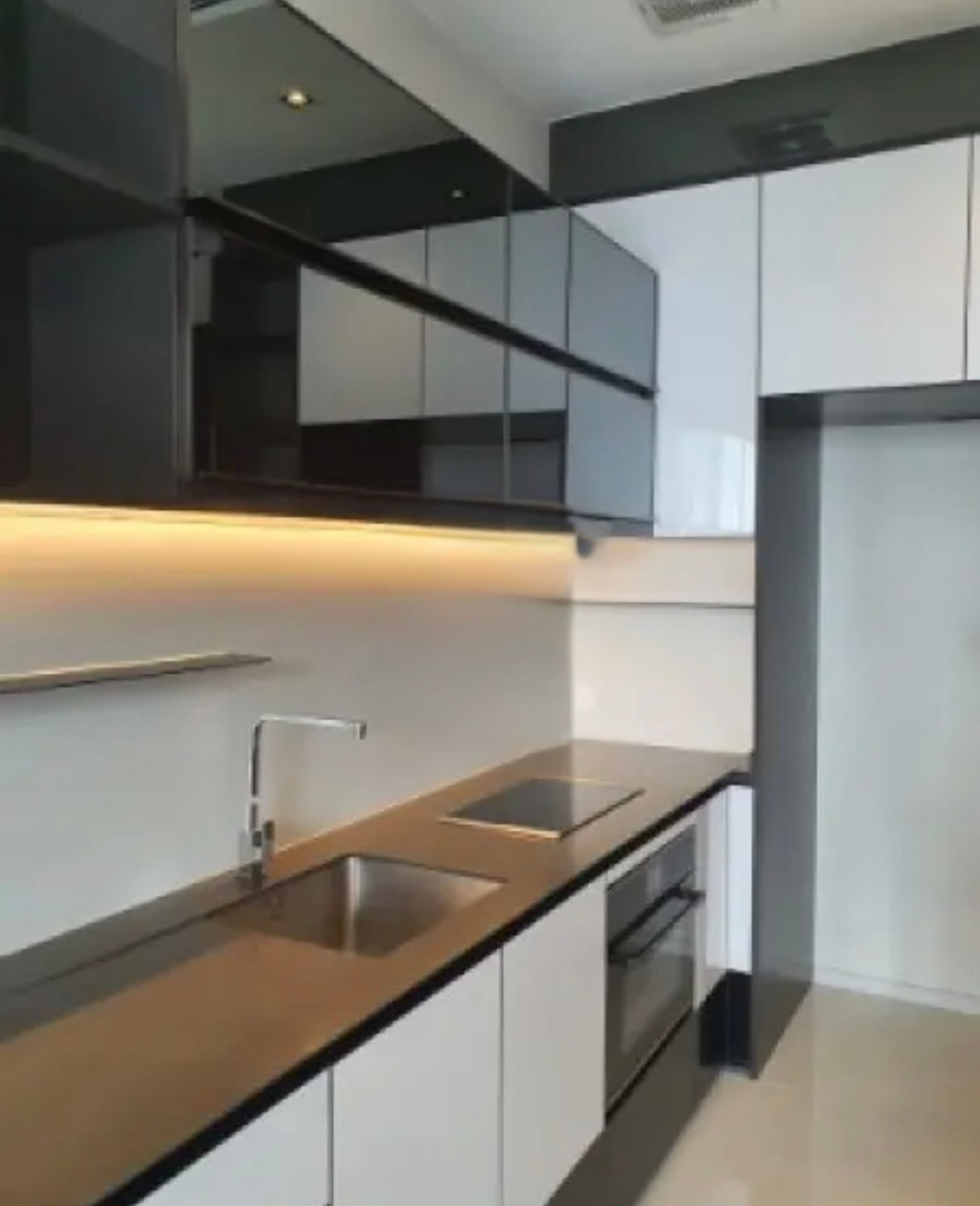 SK044/The Bangkok Thonglor | คอนโดหรู 1 ห้องนอน ชั้นสูง ซอยทองหล่อ 1 – รูปที่ 2