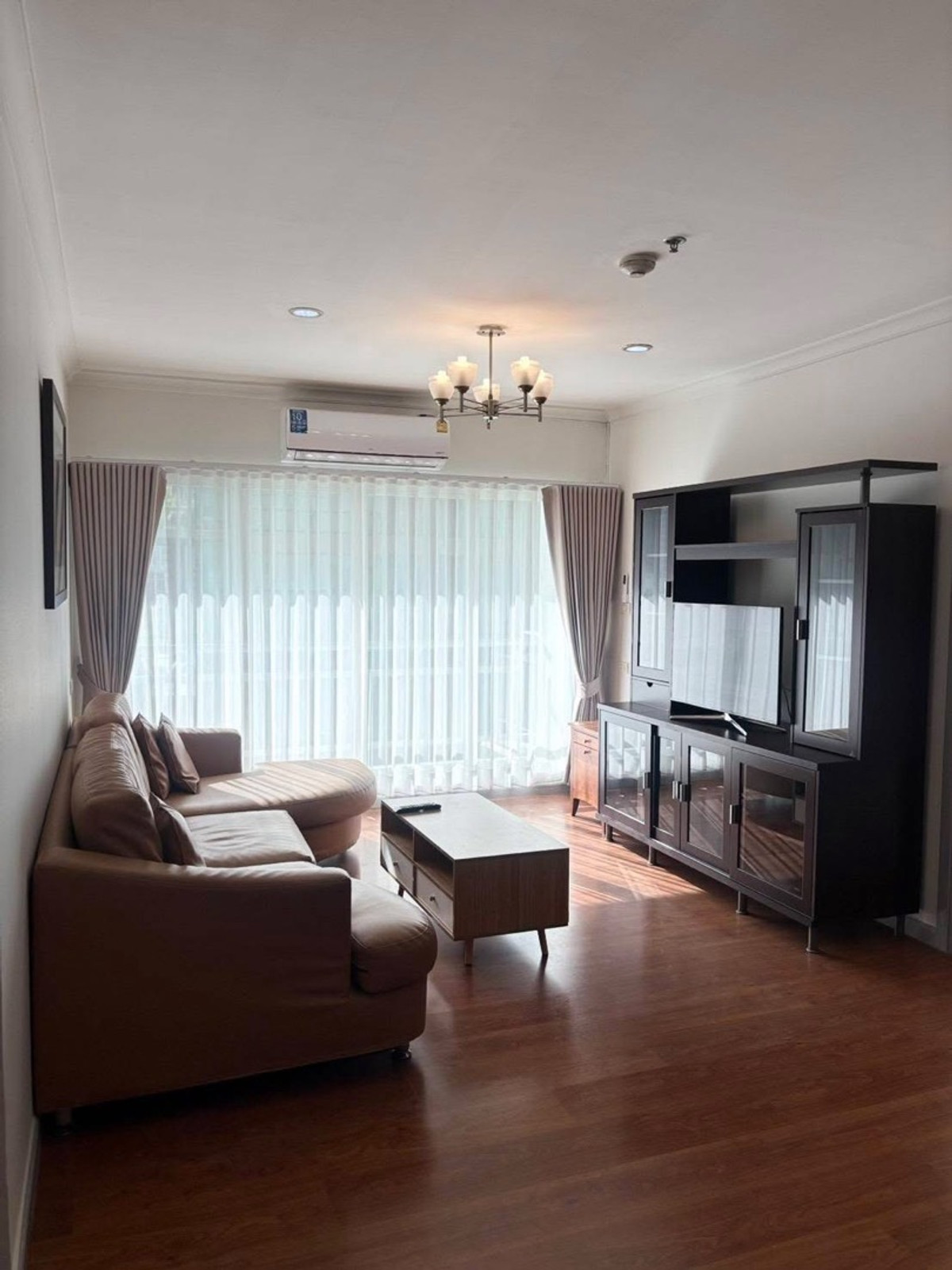 Condominium for Rent at Grand Park View Asoke, Prime Asoke Location
Condominium for Rent at Grand Park View Asoke, Prime Asoke Location
