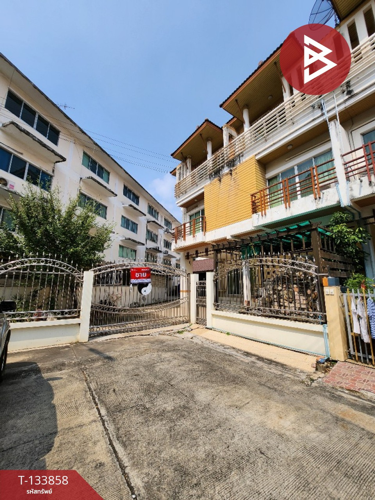  ขาย/เช่า ทาวน์เฮ้าส์ 3 ชั้น เนื้อที่ 90.6 ตร.วา หมู่บ้านรินรดา สมุทรสาคร – รูปที่ 2