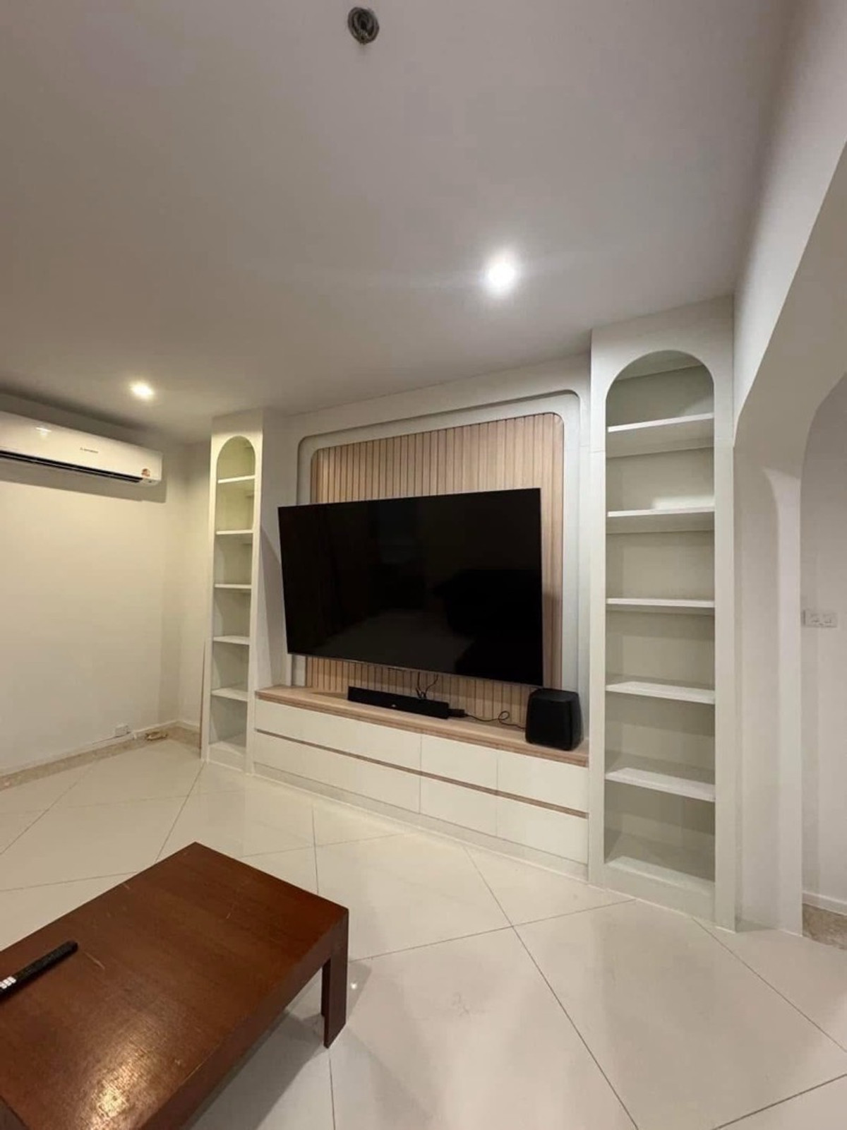 New🔥For Rent🔥2b2b 🚩The Empire Place Sathorn Condo 💙High floor💙 ✅Pls Call ✅+66972422655
