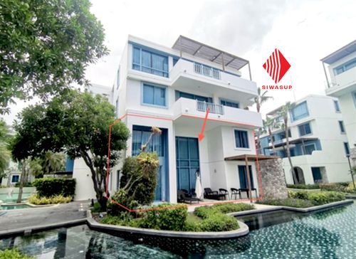 The Crest Santora Hua Hin Condo, duplex room, 1st-2nd floor, a few steps to Hua Hin Beach, selling below market. This price can be reduced again!!!
