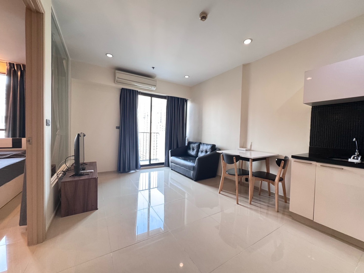 Fuse Sathorn taksin คอนโดติด bts วงเวียนใหญ่ 1 ห้องนอน ว่างพร้อมให้เช่า 13,000/เดืิน
