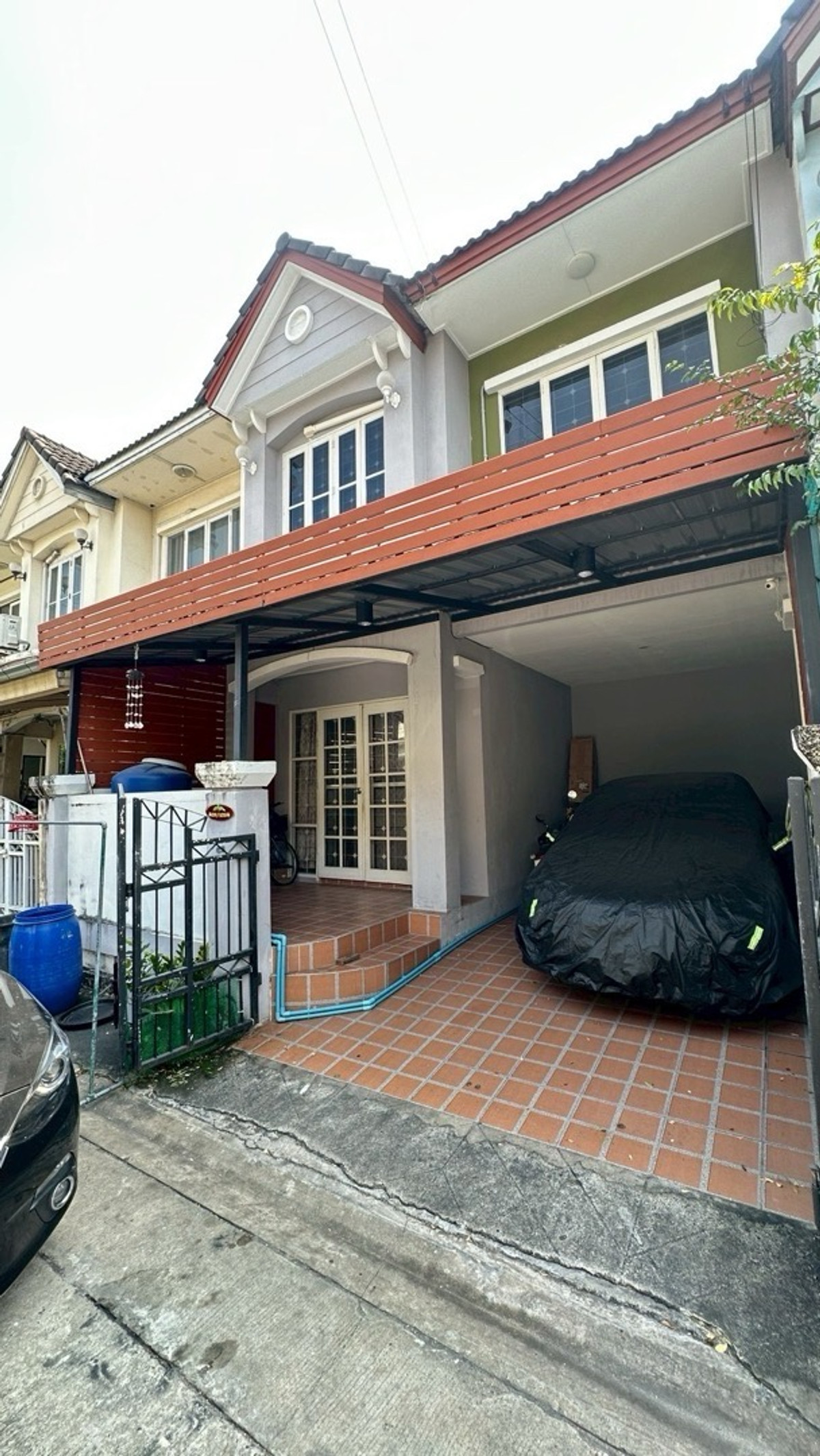 🏠ขายบ้านทาวเฮาท์ 2 ชั้น โครงการหมู่บ้าน บุศรินทร์ รามอินทรา ซอยพระยาสุเรนทร์40 เขต คลองสามวา( บ้าน 