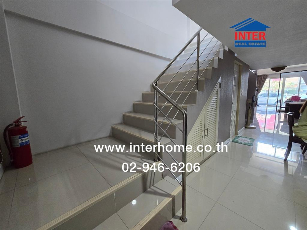 อาคารพาณิชย์ 4.5 ชั้น 24 ตร.ว. หมู่บ้านเดอะครีเอเทียร์ ซอยสุไลมาน ถนนพระยาสุเรนทร์ ถนนปัญญาอินทรา ถนนรามอินทรา เขตคลองสามวา กรุงเทพมหานคร – รูปที่ 4