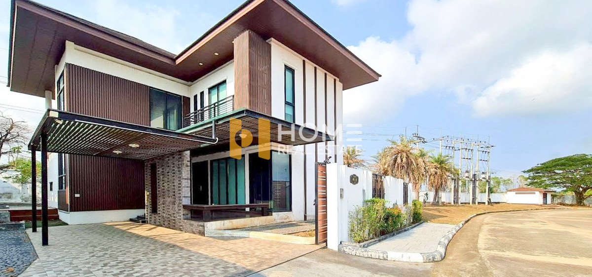 หมู่บ้านนคราทรัพย์ / 3 ห้องนอน (ขาย), Nakarasarp Village / 3 Bedrooms (FOR SALE) YEAN124