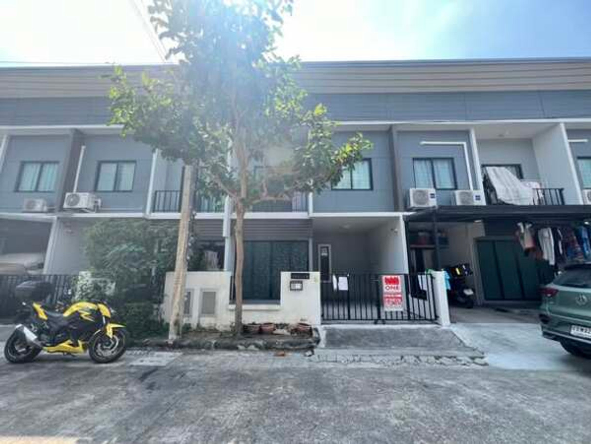 House for sale, The Color Village, Bangna-Wongwaen 2. House for sale, The Color Village, Bangna-Wongwaen 2.