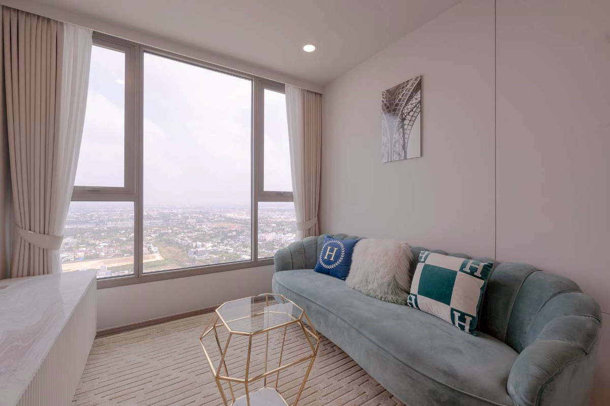 Whizdom The Forestias, 3 bedrooms, 3 bathrooms, 132 sq m., 45th floor, rental price 120,000 baht / month. Whizdom The Forestias, 3 bedrooms, 3 bathrooms, 132 sq m., 45th floor, rental price 120,000 baht / month.