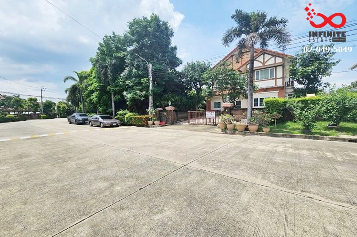 2-story detached house for sale, Laddarom Ratchaphruek-Pinklao, Ratchaphruek Road, Taling Chan, near the expressway. 2-story detached house for sale, Laddarom Ratchaphruek-Pinklao, Ratchaphruek Road, Taling Chan, near the expressway.