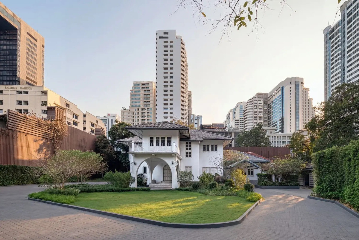 LTH14462 – Rare Ultra Luxury Freehold Opportunity | Condo for Sale | STILL Sukhumvit 20 | 143 sqm | 3 Beds 3 Bath | Near BTS Asok & Phrom Phong | 64.33 MB (FROM 67.11 MB) | คอนโดขาย สติลล์ สุขุมวิท 20 LTH14462 – Rare Ultra Luxury Freehold Opportunity | Condo for Sale | STILL Sukhumvit 20 | 143 sqm | 3 Beds 3 Bath | Near BTS Asok & Phrom Phong | 64.33 MB (FROM 67.11 MB) | คอนโดขาย สติลล์ สุขุมวิท 20