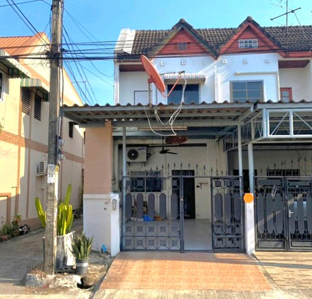 For rent, 2-story townhouse, corner house, Ekkachai 46, community near Big C Kanlapaphruek. – รูปที่ 2