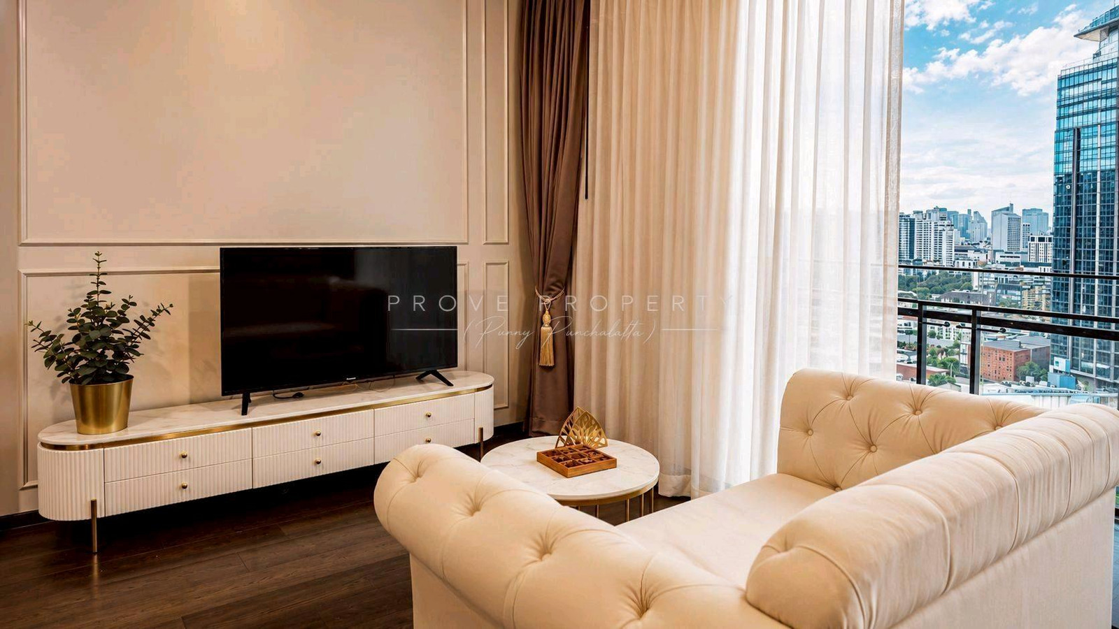LAVIQ Sukhumvit 57 | 2 Bed 2 Bath, 86 SQ.M., High Floor, Fully Furnished, Near BTS Thong Lo | 086-929-9929 