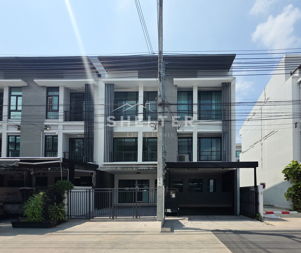 Townhome near MRT Orange Ramkhamhaeng, connected to the entire line along the expressway - Ramkhamhaeng - Rama 9 🚘 Townhome near MRT Orange Ramkhamhaeng, connected to the entire line along the expressway - Ramkhamhaeng - Rama 9 🚘