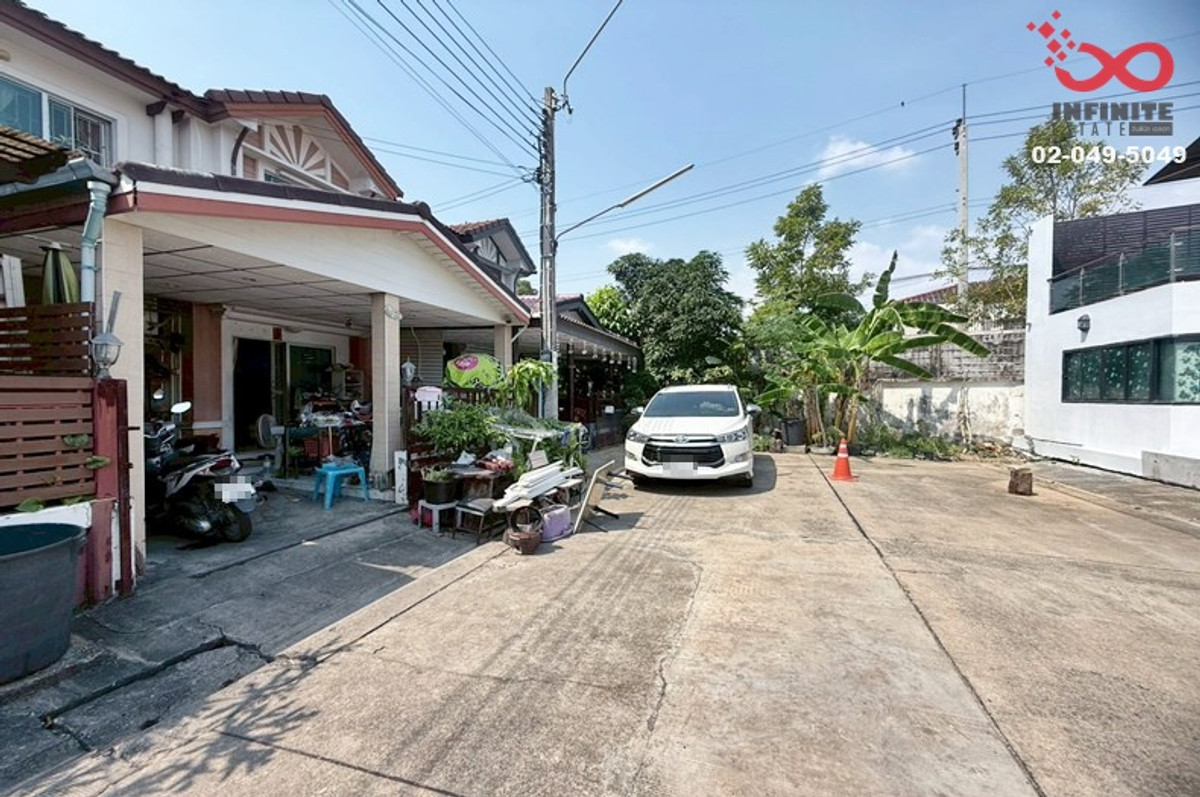 Townhouse for sale, 2 floors, 18 sq m, Pruksa Ville 18, Phetkasem 110, Nong Khaem.
