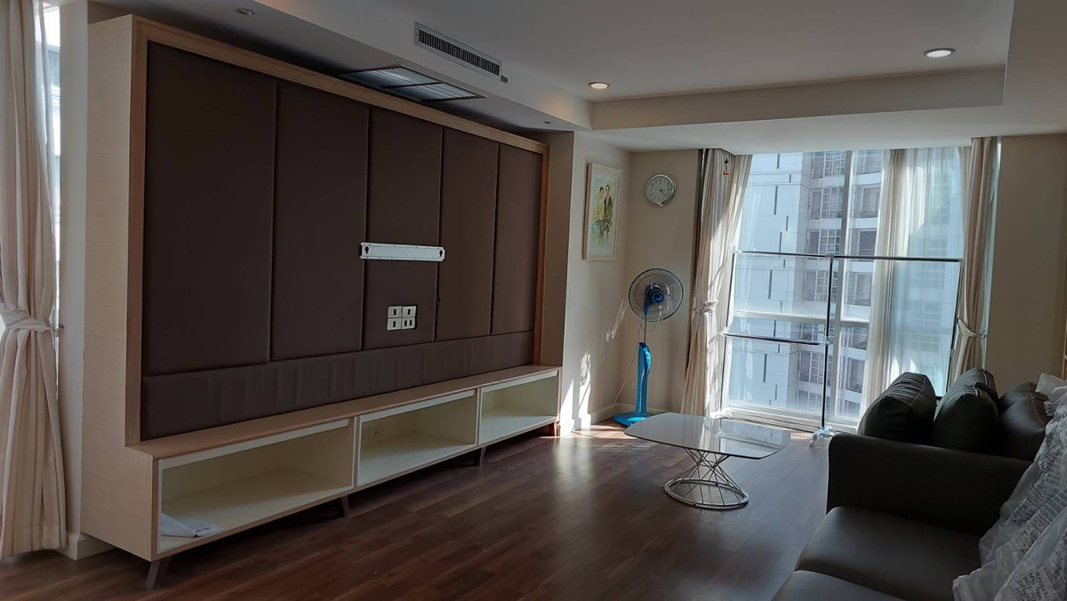 🌟 Elevate Your Urban Lifestyle! Spacious Luxury Condo for Rent at The Rajdamri. 🌟 Elevate Your Urban Lifestyle! Spacious Luxury Condo for Rent at The Rajdamri.