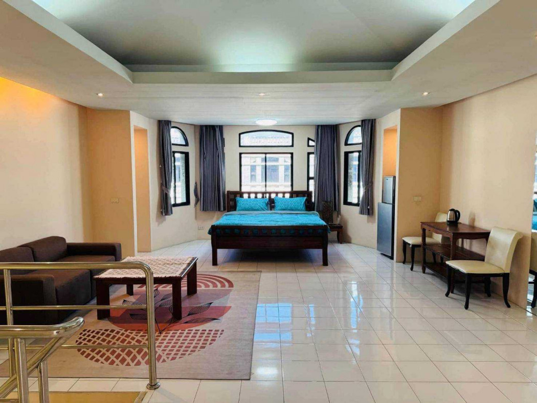 ให้เช่า ทาวน์โฮม Moo Baan Chicha Castle 350 ตรม 33 ตรว ใกล้ BTS พร้อมพงษ์ – รูปที่ 3