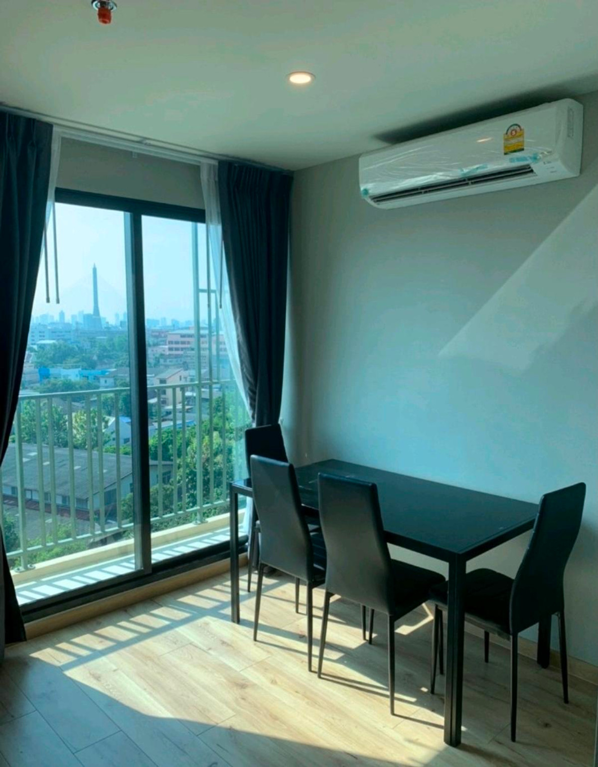 For sale or rent BRIX Condo Charan Sanitwong 64 BRIX Condo Charan 64 Condominium Soi Charansanitwong 64 Charansanitwong, Bang Yi Khan Subdistrict, Bang Phlat District, Bangkok Area 52.20 sq m. 2 bedrooms, 2 bathrooms, 1 living room 9th floor, corner For sale or rent BRIX Condo Charan Sanitwong 64 BRIX Condo Charan 64 Condominium Soi Charansanitwong 64 Charansanitwong, Bang Yi Khan Subdistrict, Bang Phlat District, Bangkok Area 52.20 sq m. 2 bedrooms, 2 bathrooms, 1 living room 9th floor, corner