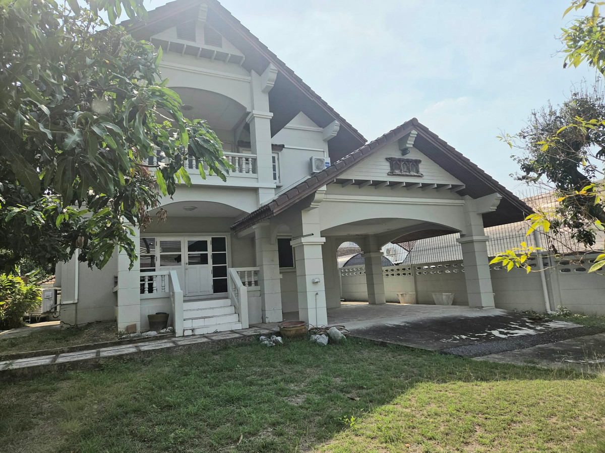 🏡 Pattanakarn 53 Near BTS and Airport Rail Link / 113 square wa / 3 bed 2 bath 🏡 Pattanakarn 53 Near BTS and Airport Rail Link / 113 square wa / 3 bed 2 bath