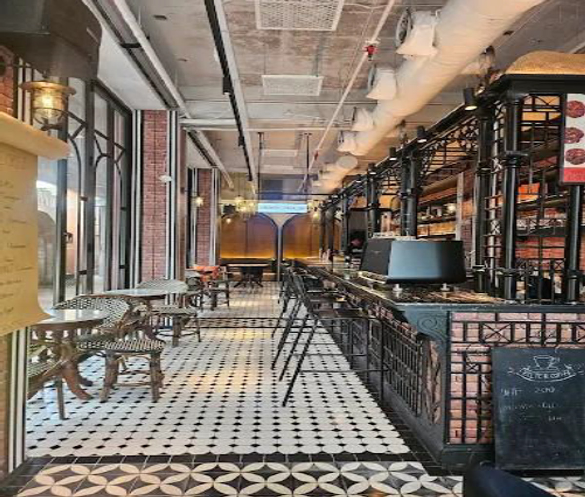 พื้นที่ให้เช่า 1 กม. จาก BTS พร้อมพงศ์ เหมาะทำร้านอาหาร คาแฟ่ บาร์ – รูปที่ 2