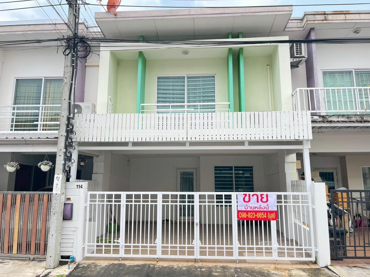 Pruksa Town Next Rama 5 Nakhon In, 3 bedrooms, 2 bathrooms, 18.1 sq m, 2 parking spaces, ready to move in.