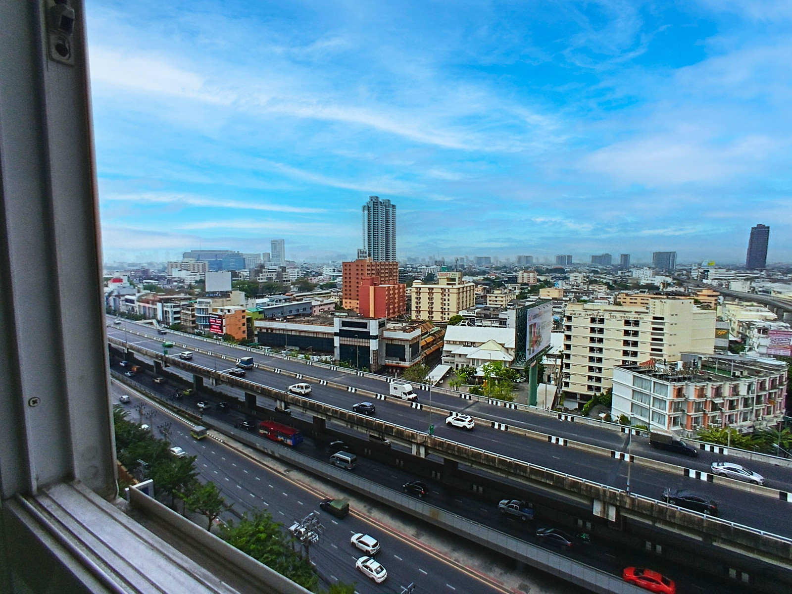 Wake up to a view of Wat Phra Kaew every day ✨ 2 bedroom condo, large room 63.53 sq m, best location in Pinklao! Wake up to a view of Wat Phra Kaew every day ✨ 2 bedroom condo, large room 63.53 sq m, best location in Pinklao!