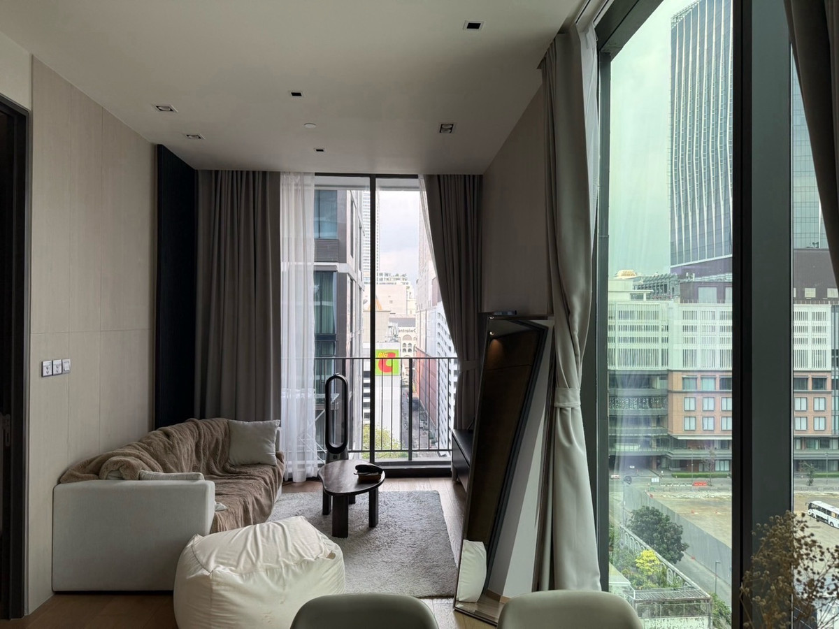 28 Chidlom 1bed 55K Call 0886166564