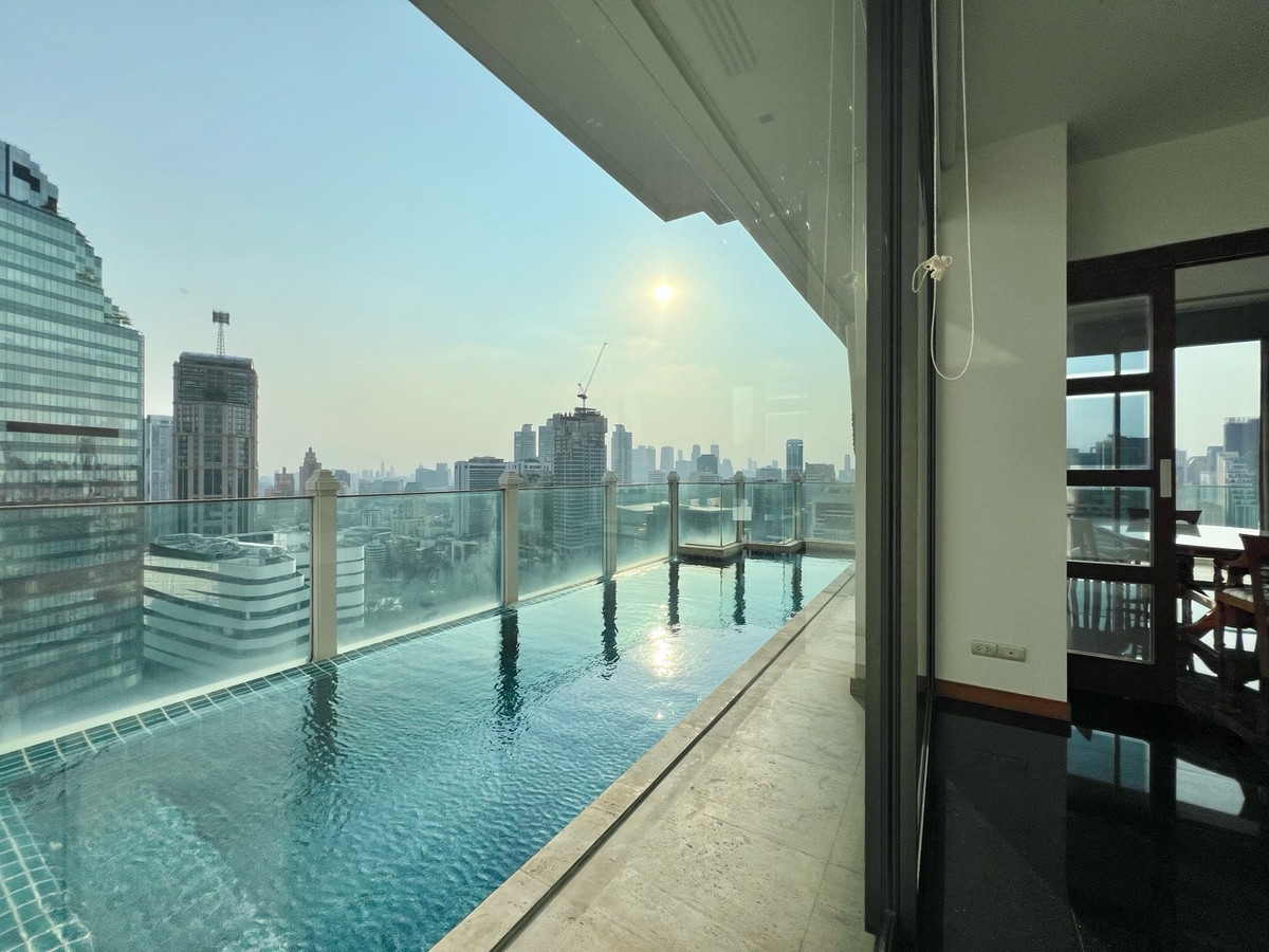 🌟 Le Raffine Sukhumvit 39 🌟Ultra Luxury Condo with Private Pool Duplex 3bed4bath 405sqm 85MB 🌟 Le Raffine Sukhumvit 39 🌟Ultra Luxury Condo with Private Pool Duplex 3bed4bath 405sqm 85MB