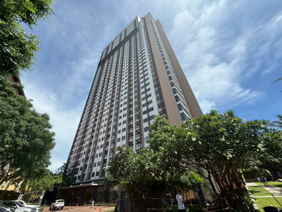 Studio, Sea View room, 41st floor at Unixx South Pattaya. Studio, Sea View room, 41st floor at Unixx South Pattaya.