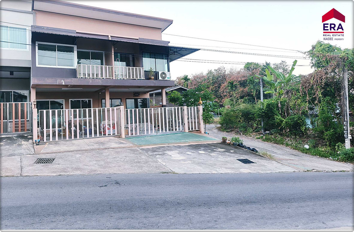 ขายทาวน์โฮม 2 ชั้น ห้องริม 126.80 ตร.ม. ใกล้ เซ็นทรัล สุราษฎร์ธานี