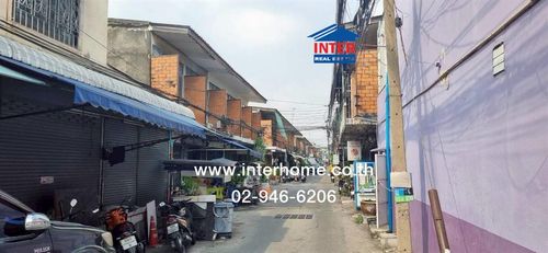 อาคารพาณิชย์ 2 ชั้น 13 ตร.ว. อาคารพาณิชย์ ซอยประชาสงเคราะห์2 ซอยสุทธิพร แยก3 (ซอยสิงโต) ใกล้ห้างเซ็นทรัลพระราม9 เขตดินแดง กรุงเทพมหานคร