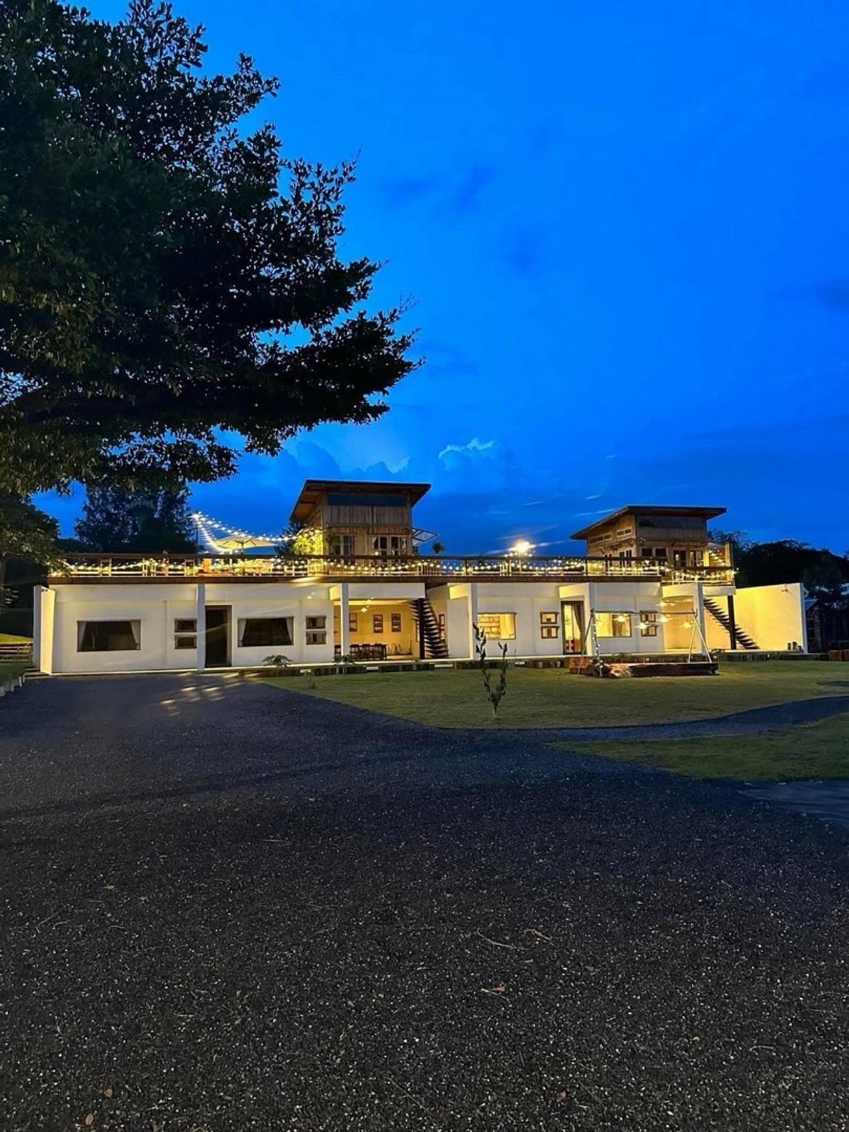 Khao Yai pool villa for sale in Moo Si, mountain view, land 1,942 sq.w., 2 villas with private pools, suitable for residence or resort investment