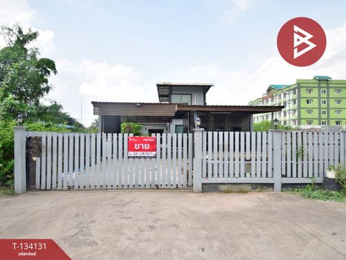 Single house for sale, area 62 square meters, Bueng Subdistrict, Sriracha District, Chonburi, ready to move in, good location, cheap price.
