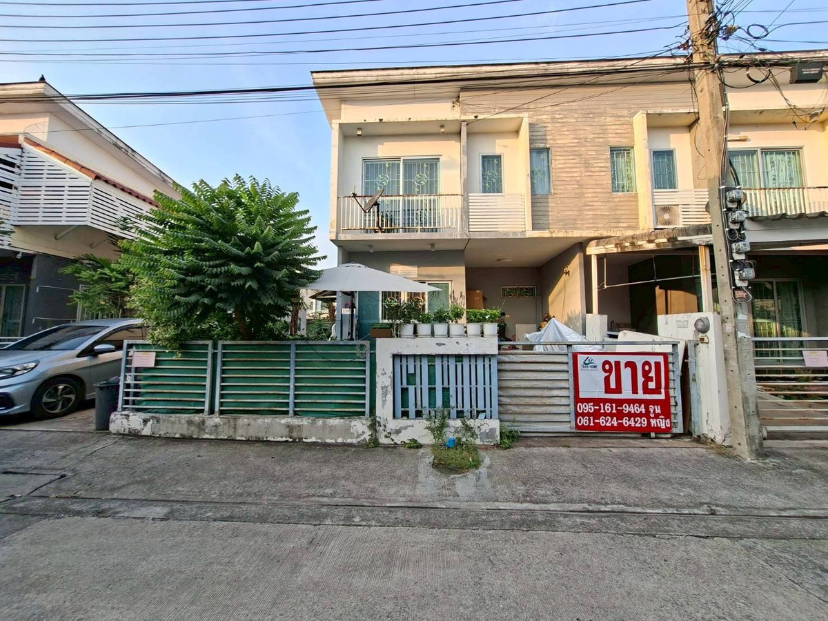 ขายทาวน์เฮ้าส์ 2 ชั้น หลังมุม หมู่บ้านเดอะคอนเนค สุวรรณภูมิ 12a ซอยกิ่งแก้ว 37 (N.1999)