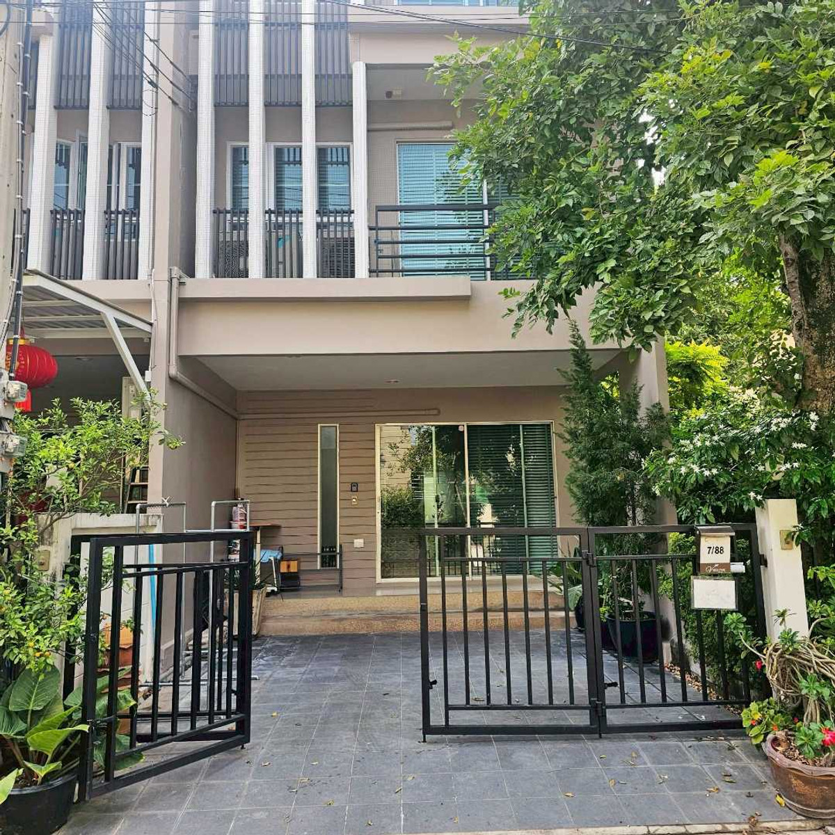 Townhome for Sale: Vista Park Rama 2 200 sqm, Fully Furnished Townhome for Sale: Vista Park Rama 2 200 sqm, Fully Furnished