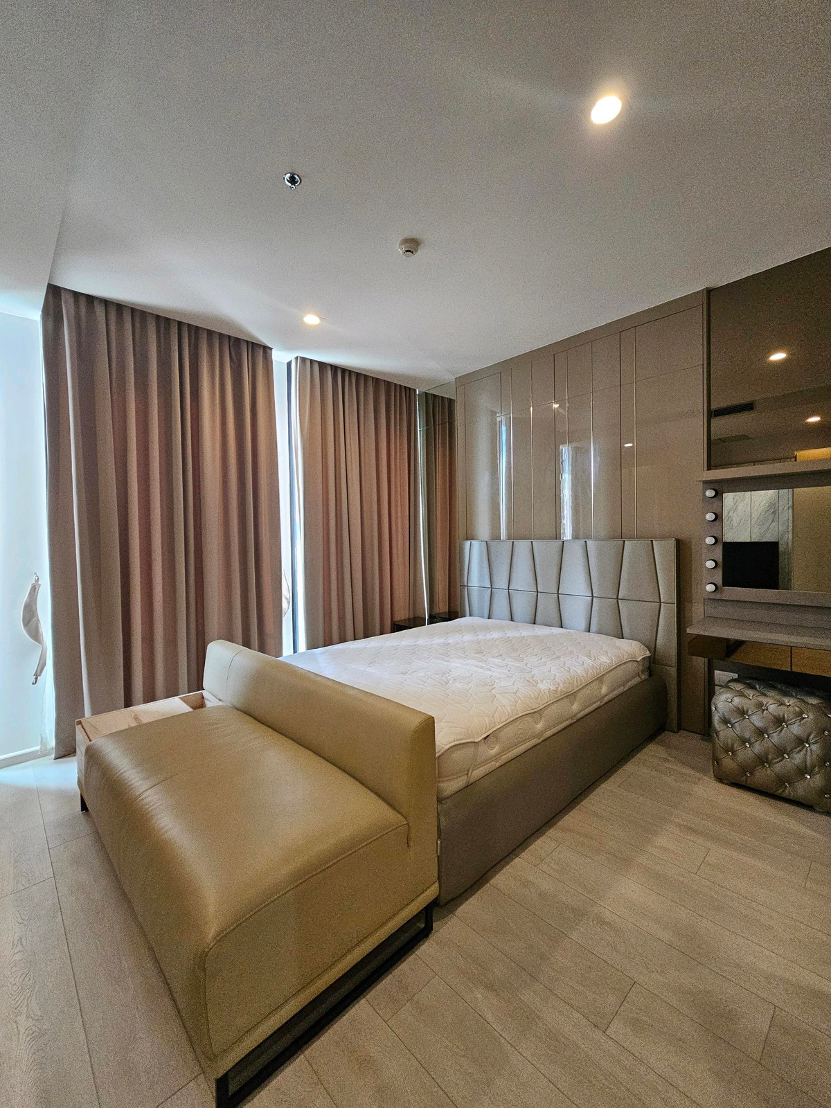 🔥For rent🔥 Noble Ploenchit 1 bedroom 45 sq m. Ready to move in! 🔥For rent🔥 Noble Ploenchit 1 bedroom 45 sq m. Ready to move in!
