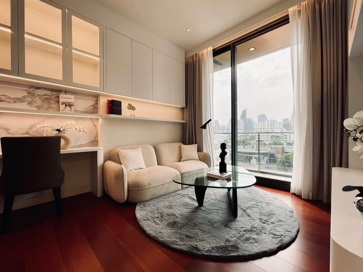 1 Bedroom Condo for Rent at Khun By Yoo Thonglor Prime Location Near BTS Thonglor