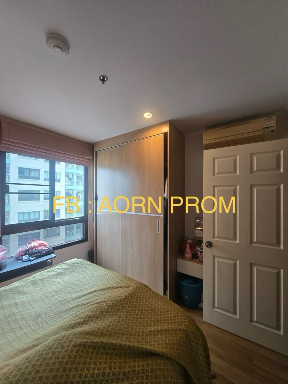 Cheapest for sale, Lumpini Place Ratchada-Tha Phra (Lumpini Place Ratchada-Tha Phra), Building B, south balcony. Balcony facing south, cool breeze, head of bed facing east. The room is in very good condition. The is staying there. Never rented out, Cheapest for sale, Lumpini Place Ratchada-Tha Phra (Lumpini Place Ratchada-Tha Phra), Building B, south balcony. Balcony facing south, cool breeze, head of bed facing east. The room is in very good condition. The is staying there. Never rented out,