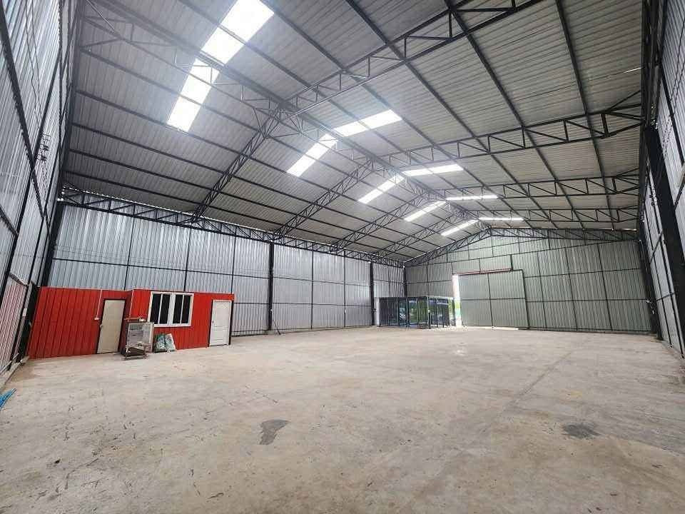 For Rent ให้เช่าโกดังพร้อมสำนักงาน ติดถนนบรมราชชนนี พุทธมณฑลสาย 5 / พื้นที่ 600 ตารางเมตร ใกล้ Central ศาลายา / รถเทรลเลอร์ เข้าออกได้ / เหมาะหลากหลายธุรกิจ – รูปที่ 2