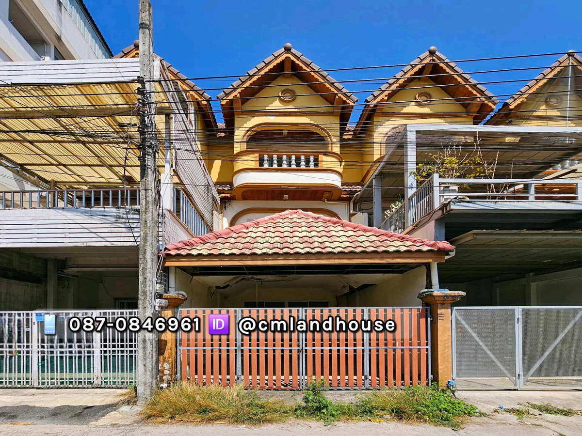Suthep Subdistrict, Mueang District, near Suan Dok Hospital 500 m., near Nimman 1 km., near CMU, 1.5 km., near the moat 1 km., 4 bedrooms, suitable for making a house, house for rent on airbnb or buying for students to stay while studying at CMU. Suthep Subdistrict, Mueang District, near Suan Dok Hospital 500 m., near Nimman 1 km., near CMU, 1.5 km., near the moat 1 km., 4 bedrooms, suitable for making a house, house for rent on airbnb or buying for students to stay while studying at CMU.