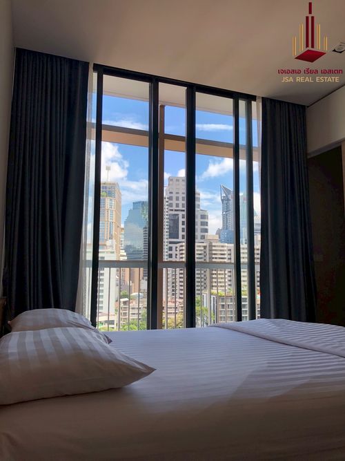✨ For Sale: Park Origin Phrom Phong Condo ✨  💰 Only 4,500,000 THB
