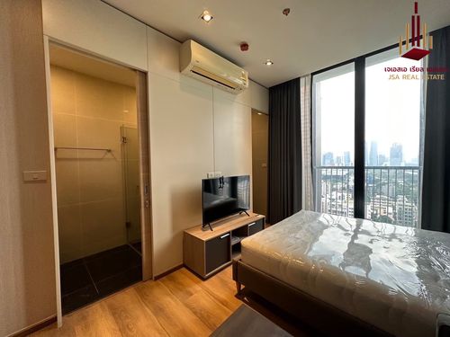 ✨ For Sale: Park Origin Phrom Phong Condo ✨ 💰 Only 4,800,000 THB
