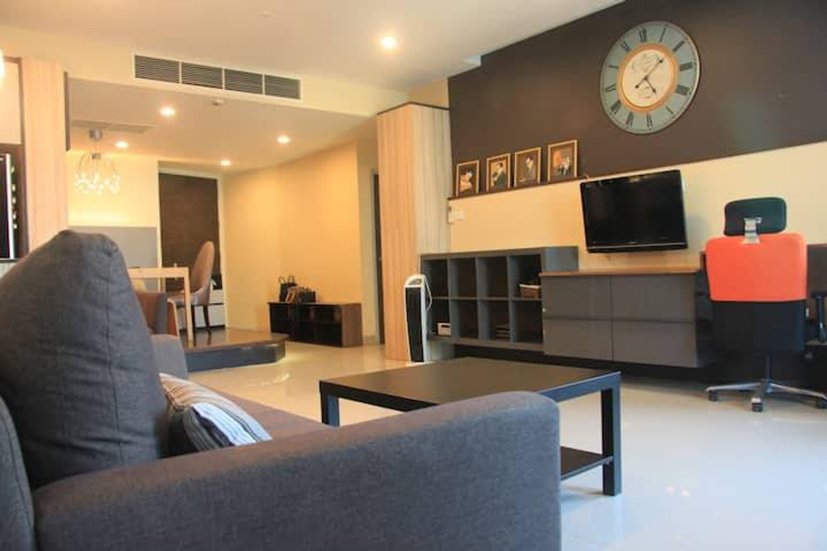 ซื้อไว้ดูพลุวันปีใหม่ 2 Bed 2 Baht 99 SQM ซื้อไว้ดูพลุวันปีใหม่ 2 Bed 2 Baht 99 SQM