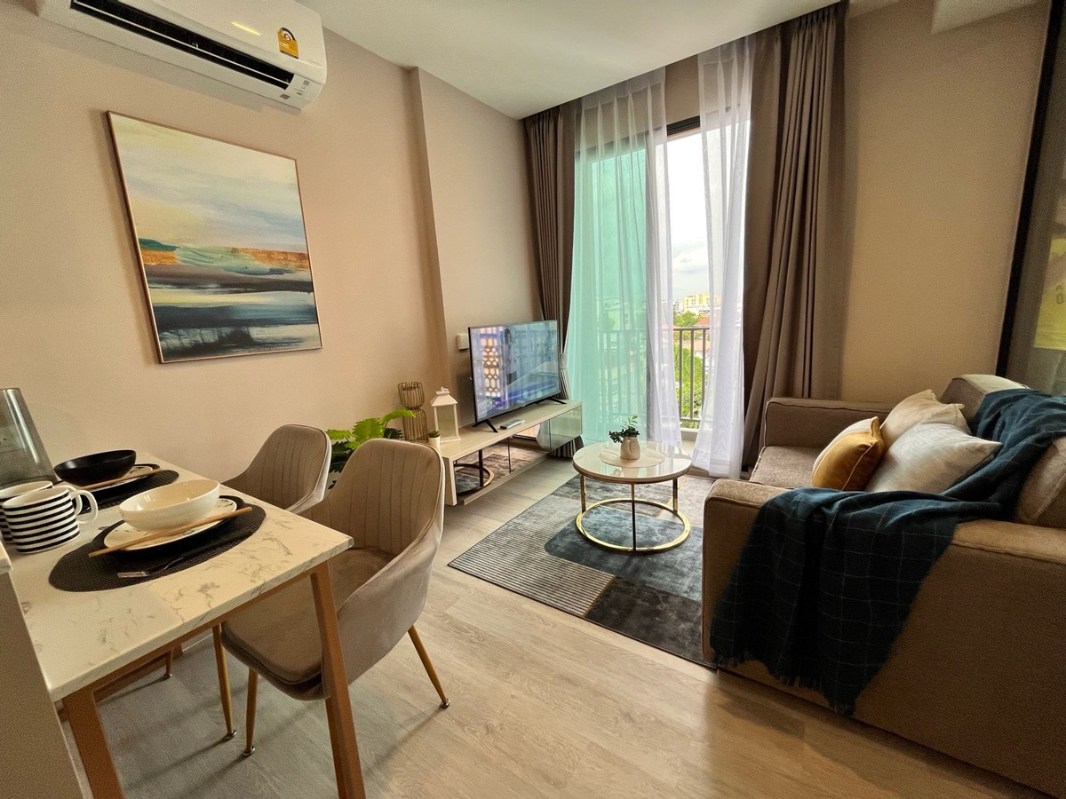 1bed Maxxi Suthisan, walking distance to MRT. 1bed Maxxi Suthisan, walking distance to MRT.