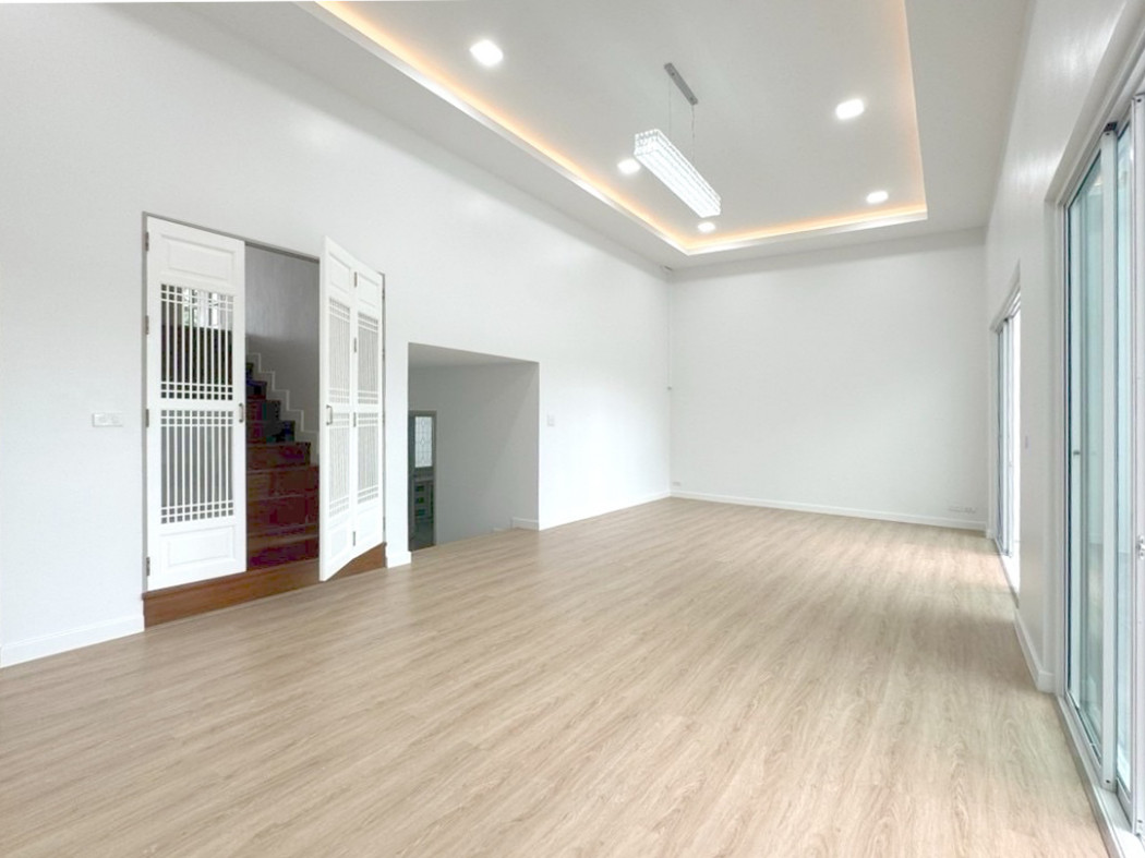 ขาย ทาวน์โฮม สุขุมวิท 31 ขนาด 40 ตรว 3นอน 3น้ำ รีโนเวทใหม่ – รูปที่ 3